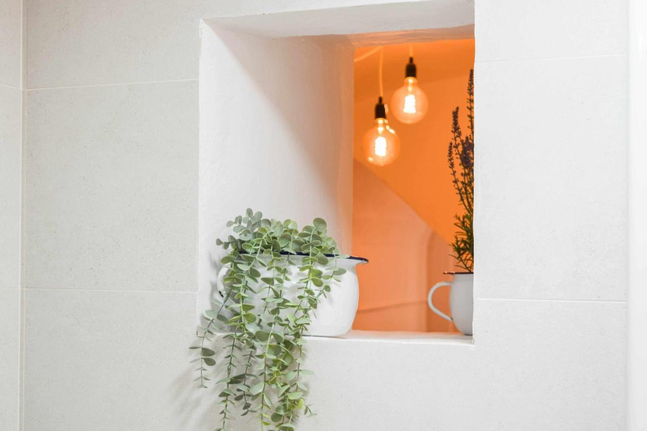 Casa Besalu Estudio En El Centro Del Pueblo Exterior photo